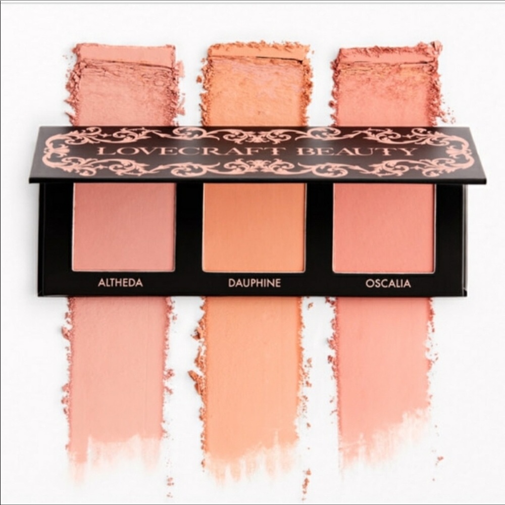 🌈5/$25 Love raft beauty blush palette